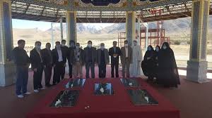 بزرگداشت یاد و خاطره شهدا تکلیف است
