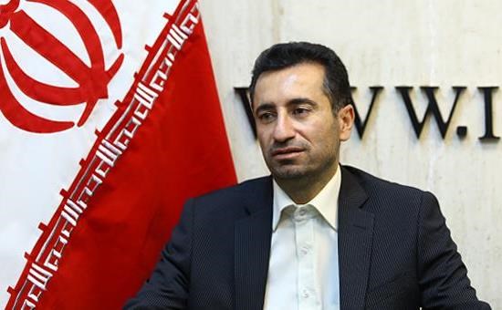 کمبود عرضه ارز و بروکراسی اداری علت انباشت کالاهای اساسی در گمرک/ بانک مرکزی باید به سمت چابکسازی هدایت شود