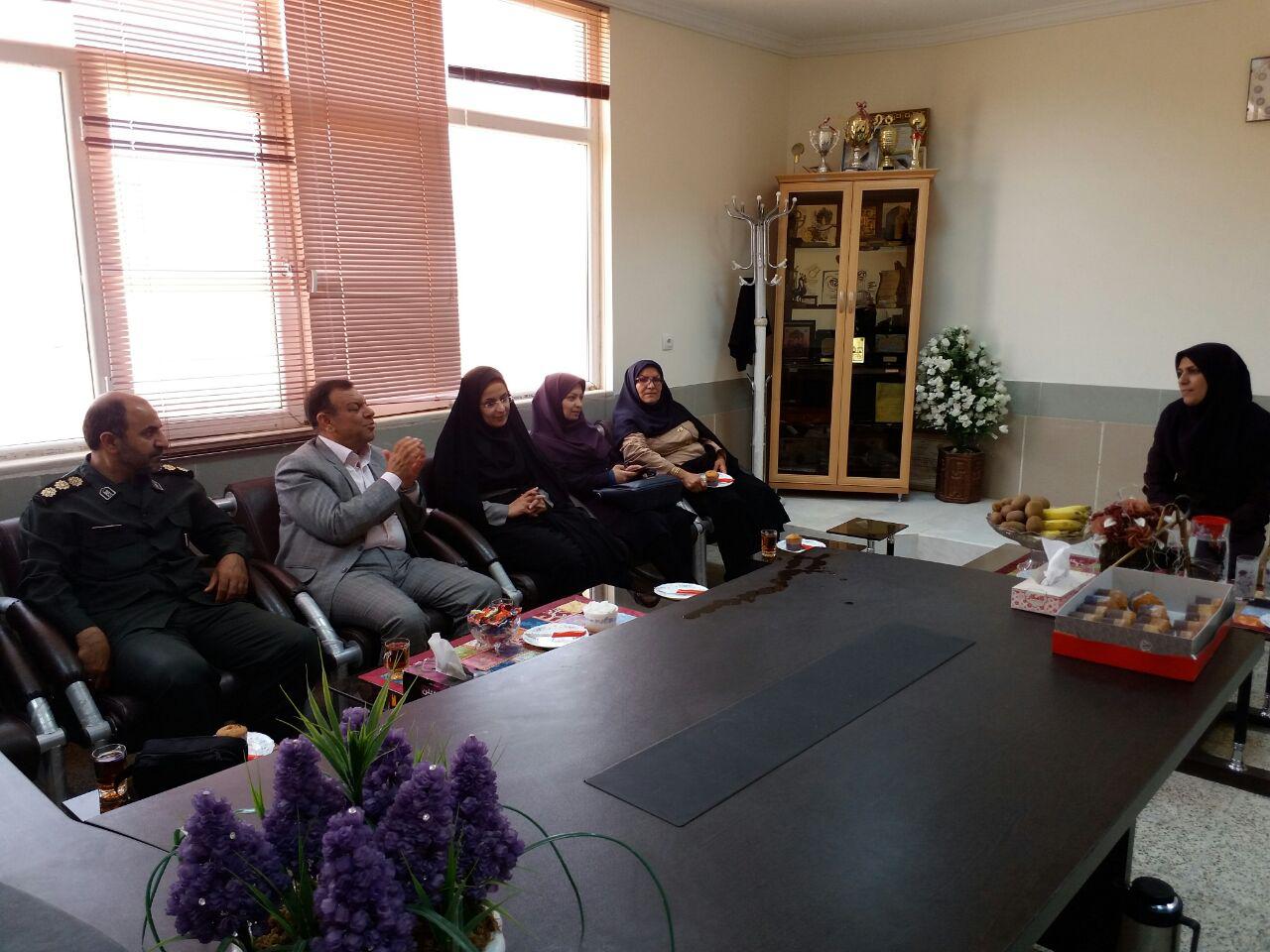 حضور مسؤولان شهرستانی در آموزشکده فنی دخترانه اقلید