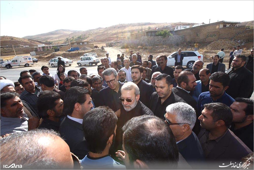 استقبال مردم دژکرد و سده از دکتر لاریجانی