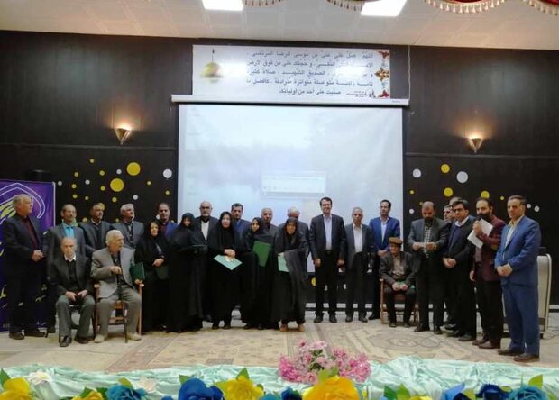 بازنشستگان فرهنگی اقلید تجلیل شدند