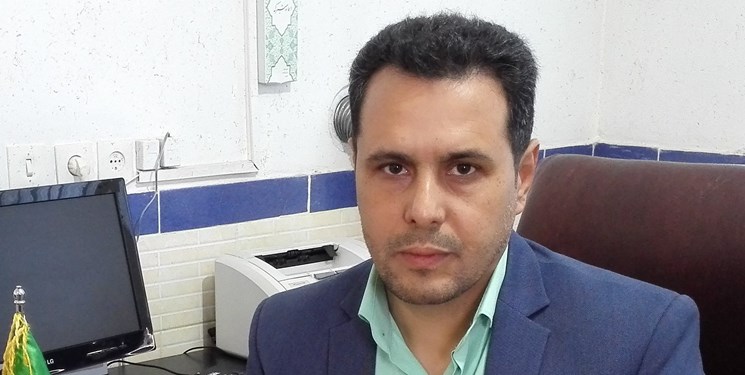 اجرای طرح واکسیناسیون طیور بومی در شهرستان اقلید